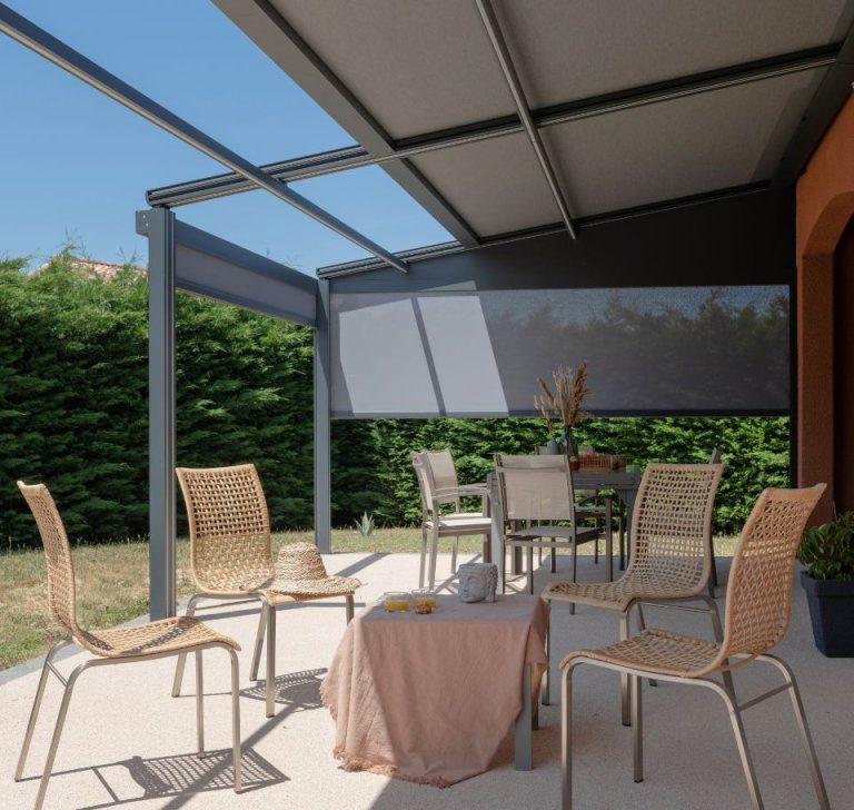 Pergola adossée à une façade extérieure