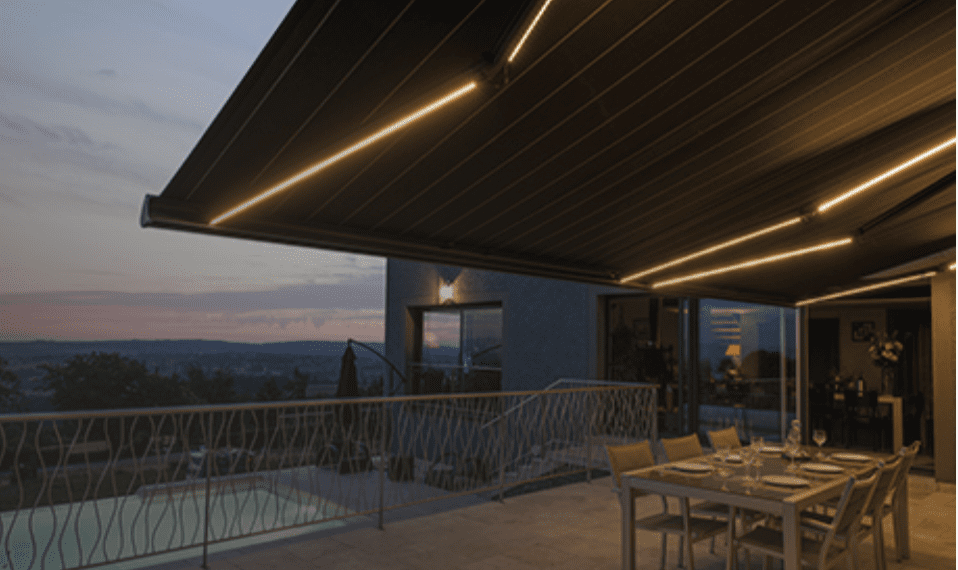 Store extérieur moderne pour terrasse